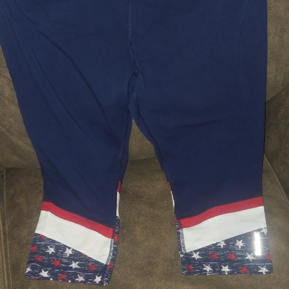 Womens Reebok Blue Leggings With a Red & White Trim and Star Design ~ Size XL - Picture 4 of 16